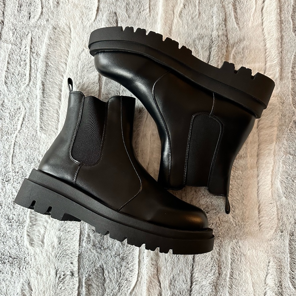 NWT Chunky Boots